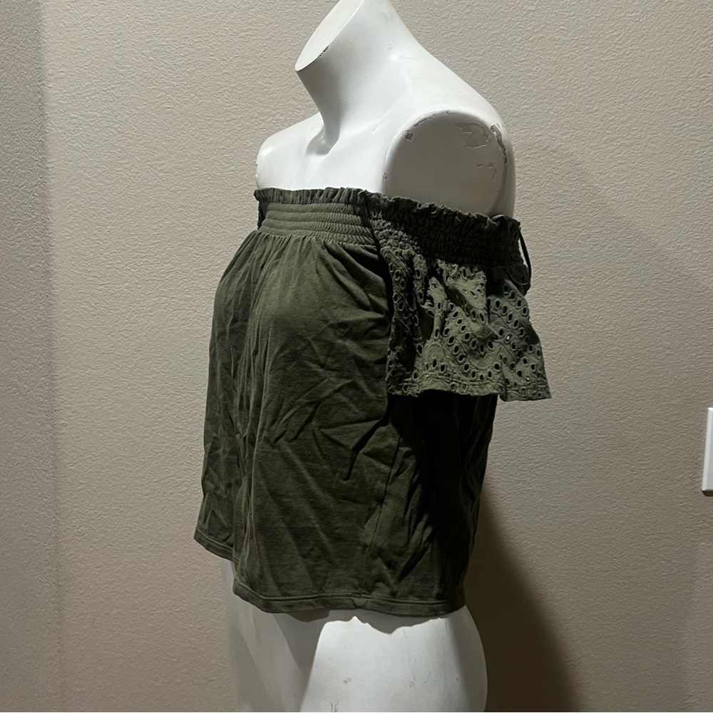 Express olive green off the shoulder blouse - Picture 3 of 7